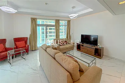 Upgraded | Chiller Free | Burj and Sea View