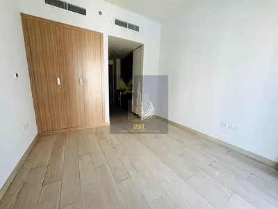 Amazing Studio Living | Azizi Riviera Meydan