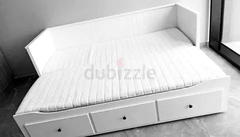 Ikea Hamnes day bed with 2 mattress and 3store drawers
