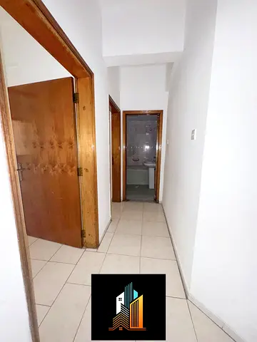 ABU SHAGARA 1BHK AVAILABLE// CLOSE HALL //NO DIPOSIT// NEAR BY PARK BIG APARTMENT// RENT ONLY 28K