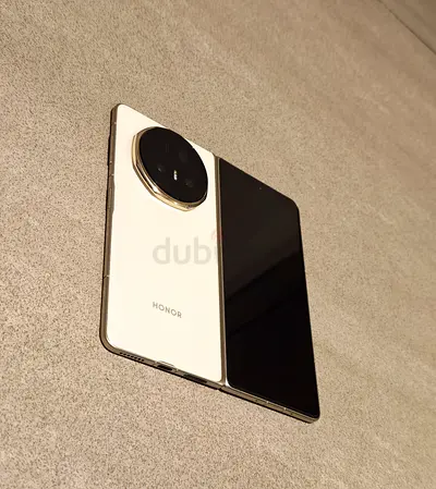 HONOR Magic V5 512GB – UAE Version – Excellent Condition