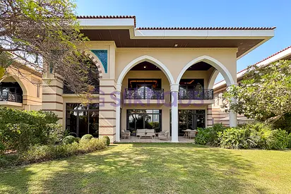 Renovated Luxury 5BDR Villa on Palm | Hotel Amenities Access | Private Pool