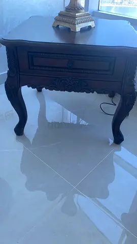 Solid Wood Carved Side Table - Classic Vintage Design