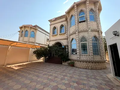 Villa for sale in Al Rawda 1 area, 4400 sq ft, special price
