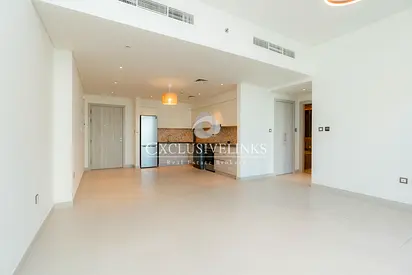 Spacious Layout | Creek View | Avail 1st May