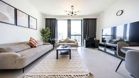 Spacious 1 BR closed kitchen VOT | BLVD Heights