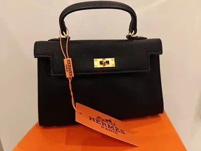 BRAND NEW Hermès Kelly Bag – Full Set with Original Invoice