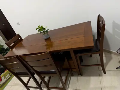 Dinning table