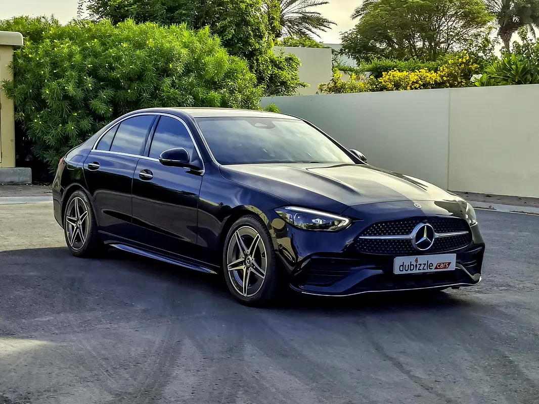 Mercedes-Benz C-Class 2023 — photo 1 of 18