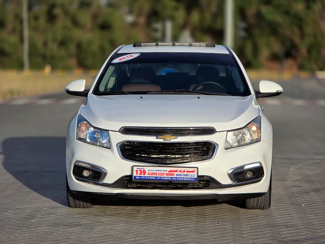 Chevrolet Cruze 2016 — photo 1 of 20