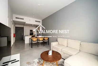 Premium & Elegant unit I With spacious storeroom I Prime location
