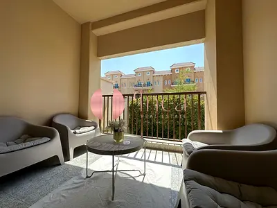 مطور | فيلا ضخمة مع قبو ضخم | موقع رائع