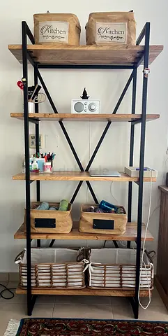 Shelving unit