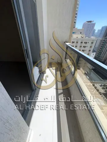فرصتك للسكن الراقي في المجاز 3! غرفتين وصالة بإطلالة مفتوحة، باركن مجاني، وتسهيلات تصل إلى 6 دفعات!