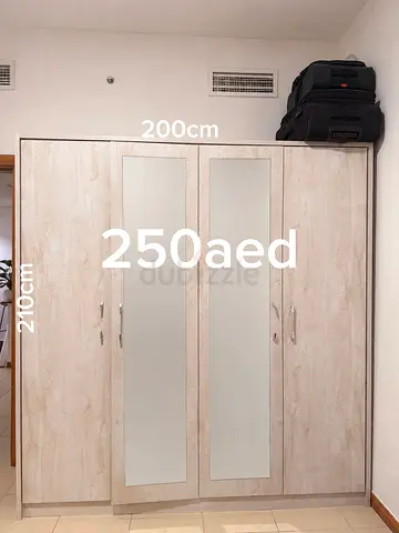 4-door wardrobe with mirrors - 200x210cm, light wood finish
