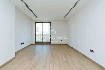 Lovely 1 BR | Balcony | 2 Bath I Chiller free