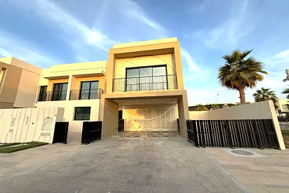 Single Row Corner | Facing Golf Course | Private Pool