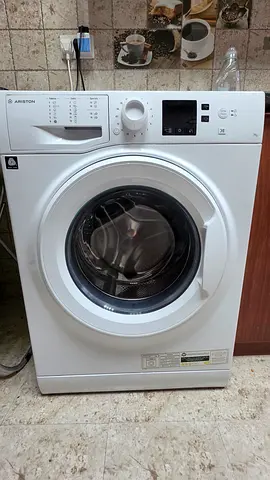 For Sale: Ariston 7KG Washing Machine