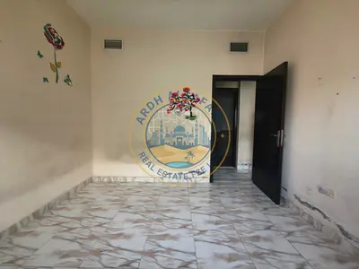 Ready to move big size 1BHK fully family building near Safari mall