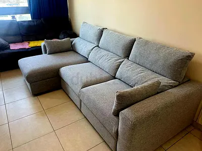 Selling in perfect condition ikea eskilstuna L shape sofa under storage