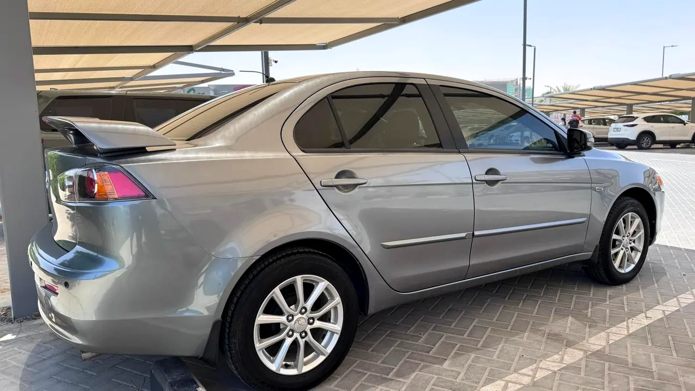Mitsubishi Lancer EX 2015 — photo 1 of 9