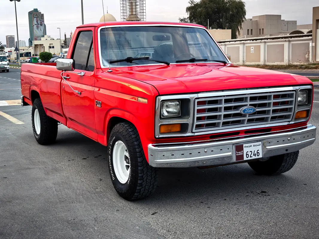 Ford F-150 1986 — photo 1 of 20