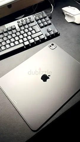 Apple iPad Pro 13-inch (M5) 256GB: Ultra Retina XDR display, Landscape 12MP Front Camera/12MP Back C