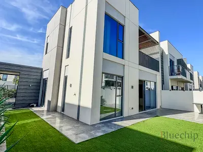 Spacious Layout | Gated Community | Built in Wardrobes