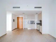 Spacious Living | Creek Beach | Lagoon View — 2