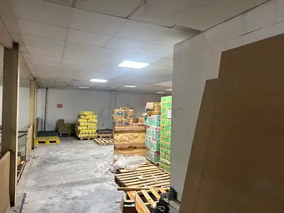 Warehouse loft to let. No ejari. Read caption