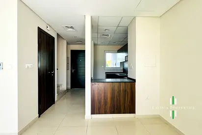 SINGLE ROW | CORNER TOWNHOUSE | EASY ACCESS