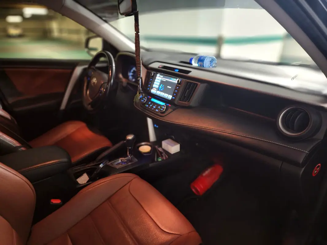 Toyota Rav 4 2017 — photo 1 of 12