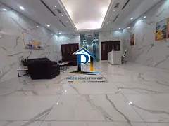 Affordable Luxury 01 Bedroom with 2 Baths Gym Pool Parking