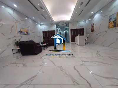 Affordable Luxury 01 Bedroom with 2 Baths Gym Pool Parking