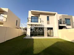 Bright 4 Bedroom Villa | Ready to Move In | Large Layout