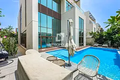 Fully Upgraded 6 Bedroom Villa with Private Pool
