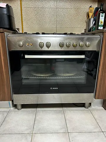 Bosch gas stove with oven