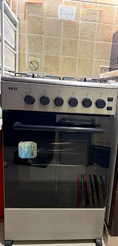 Akai 4-Burner Gas Cooker+ Jar