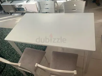 Home Box Dining Table 4 chairs Excellent Condition