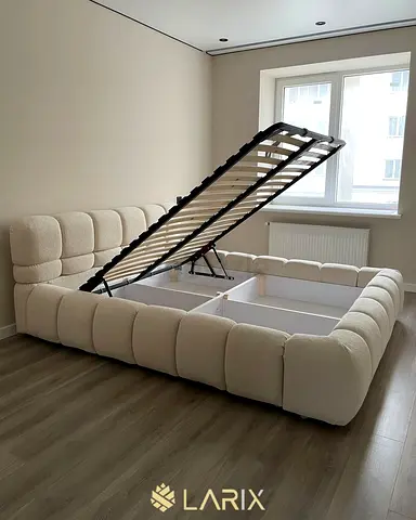 Large Upholstered Storage Bed with Gas-Lift Frame (Queen)