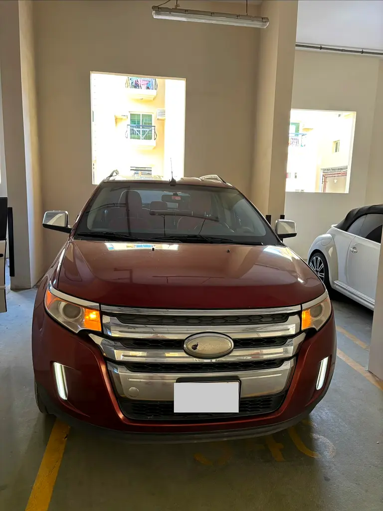 Ford Edge 2014 — photo 1 of 12