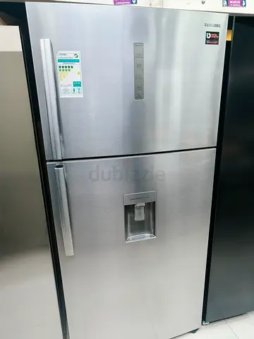Samsung 820 Liter Family Size Refrigerator – Two Door Model with water dispenser