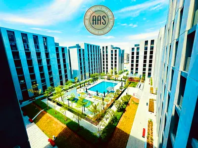 Modern luxurious 1bhk Pool View + Balcony in Al jada Community
