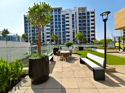 HOT DEAL| POOL VIEW | BELOW MARKET | READY NOW