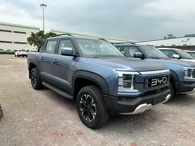 2026 BYD Shark 6 Premium (Left-Hand Drive)