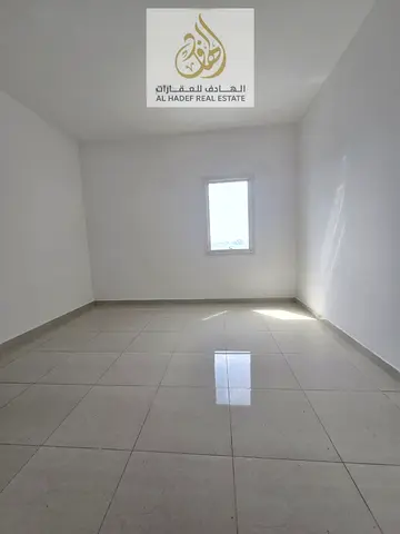 🏡✨ Luxury Apartment for Annual Rent in Al Jurf 2 – Ajman ✨🏡 A unique opportunity for families seeking spacious and upscale living in a vibrant and