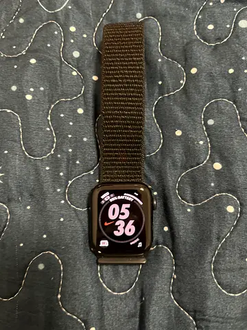 Apple Watch SE GPS