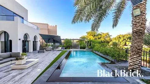 Garden Hall | Renovated | Further Potential