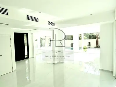LUXURIOUS VILLA | PRIME LOCATION | 5 BEDROOMS