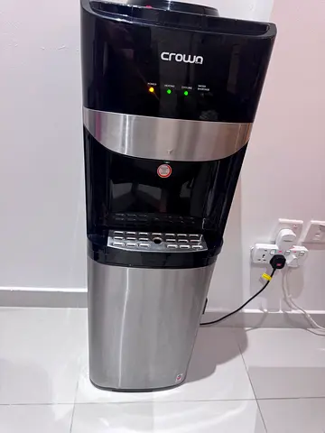 Crown Water Dispenser – Hot  Cold – Very Good Condition
